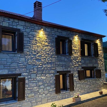 Cosy Lake House, Μια Ανάσα Πριν Τη Λίμνη Kalívia Buitenkant foto