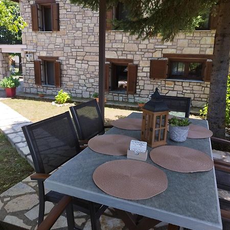 Cosy Lake House, Μια Ανάσα Πριν Τη Λίμνη Kalívia Buitenkant foto
