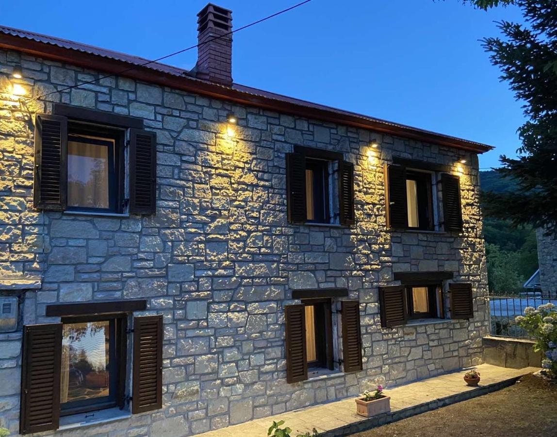Cosy Lake House, Μια Ανάσα Πριν Τη Λίμνη Kalívia Buitenkant foto